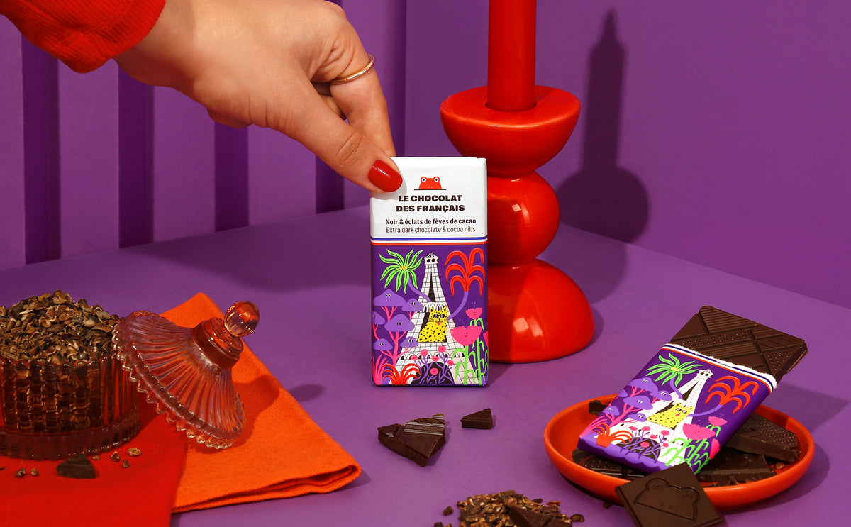 Mini tablette chocolat noir & fèves de cacao Tour Sauvage - lifestyle