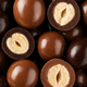 Noisettes enrobées chocolat noir & lait